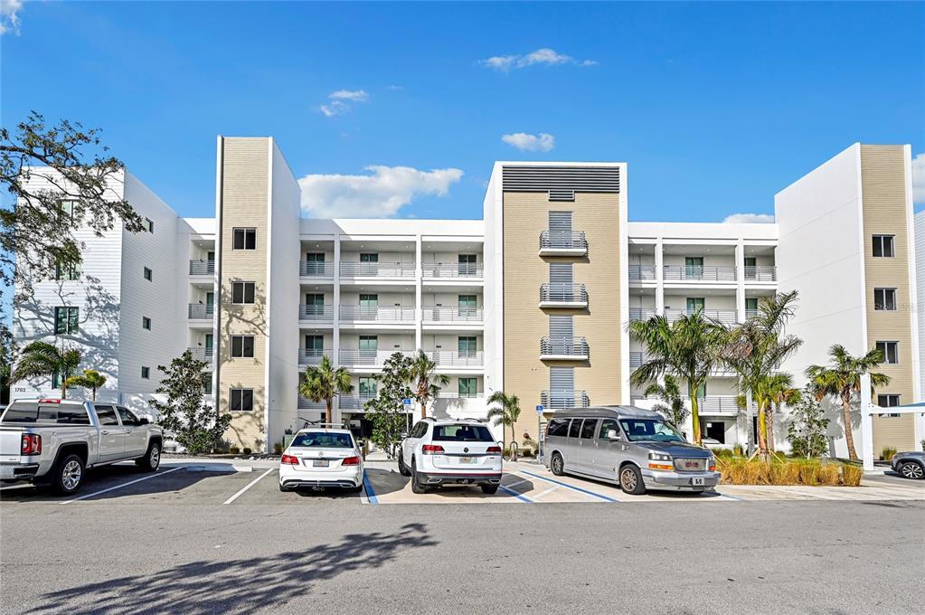 Picture of 1703 N Tamiami Trail Unit 209, Sarasota, FL 34234