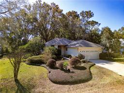 Picture of 19247 SW 98Th Loop, Dunnellon, FL 34432