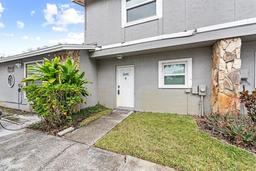 Picture of 10061 S Lake Oak Circle, Tampa, FL 33624