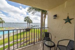 Picture of 7520 Sunshine Skyway Lane S Unit T18, St Petersburg, FL 33711