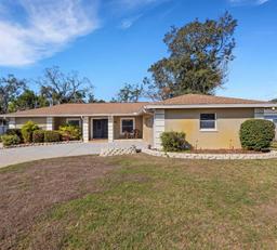 Picture of 2803 W Lake Avenue, Tampa, FL 33607