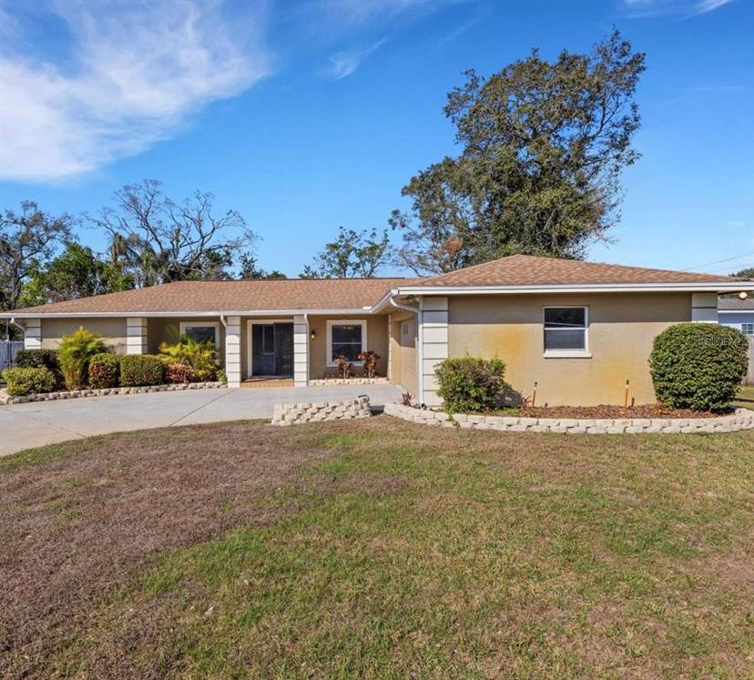 Picture of 2803 W Lake Avenue, Tampa FL 33607