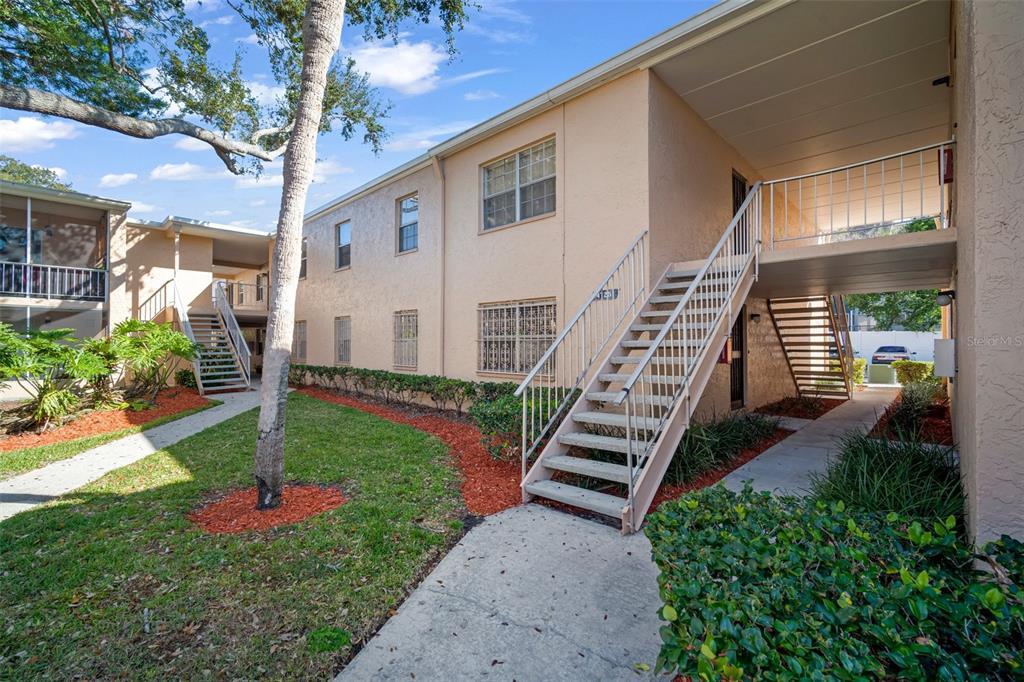 Picture of 4725 Christa Court Unit 331, Tampa, FL 33614