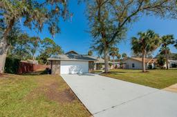 Picture of 709 Lone Oak Drive, Port Orange, FL 32127