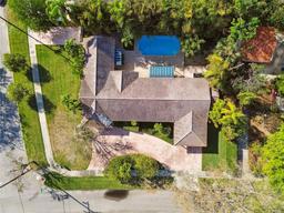 Picture of 206 Bosphorous Avenue, Tampa, FL 33606