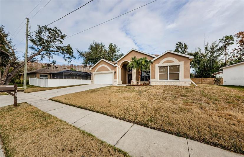 Picture of 1833 Hillcrest Street, Tarpon Springs FL 34689