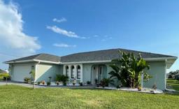 Picture of 254 Mark Twain Lane, Rotonda West, FL 33947