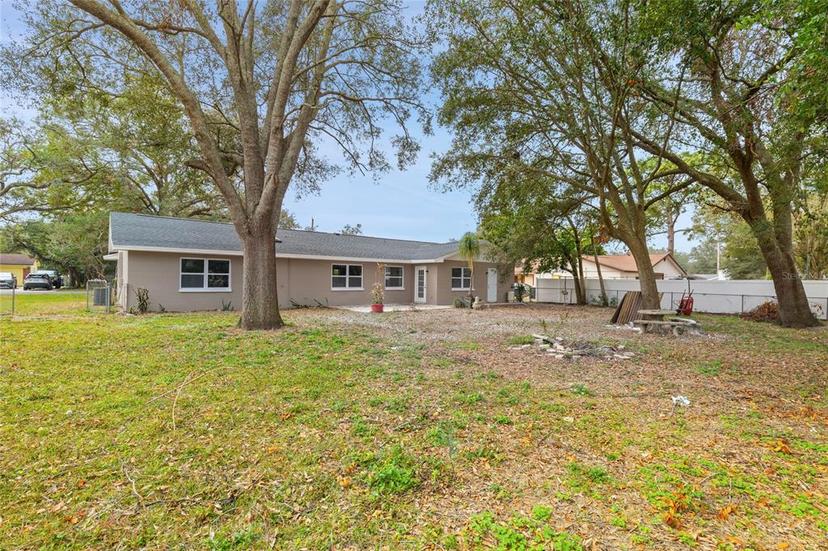 Picture of 8706 Elmdale Place, Tampa FL 33637