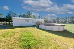 Picture of 20521 NW 22Nd Terrace, Brooker, FL 32622