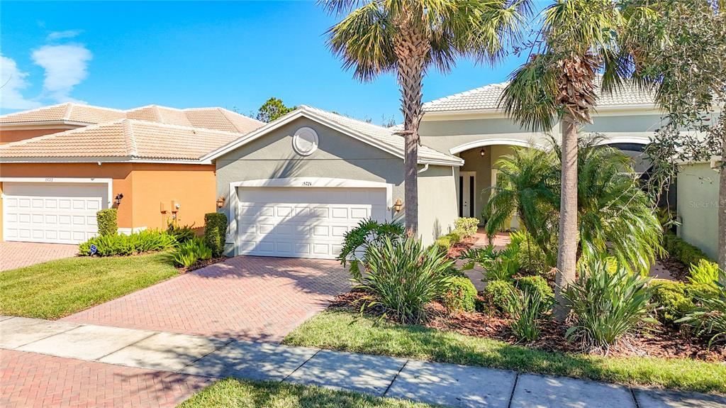 Picture of 15724 Aurora Lake Circle, Wimauma, FL 33598