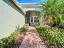 Picture of 15724 Aurora Lake Circle, Wimauma, FL 33598