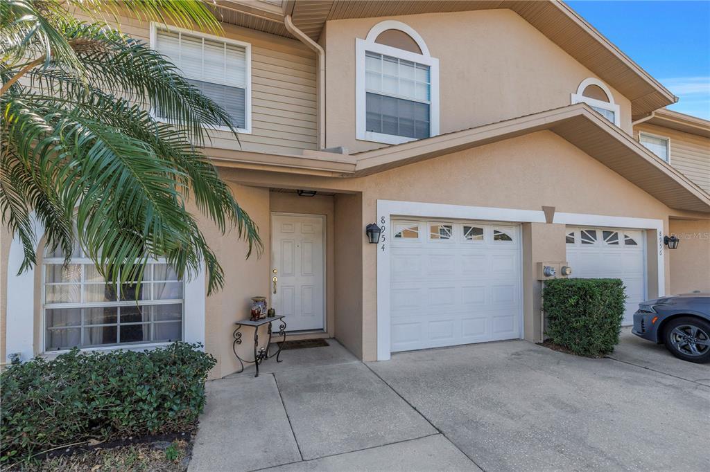 Picture of 8954 Antigua Drive, Seminole, FL 33777