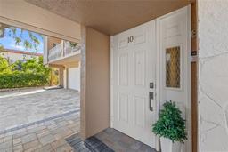 Picture of 936 Pinellas Bayway S Unit T10, St Petersburg, FL 33715