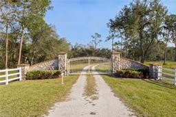 Picture of 10038 SW County Road 769, Arcadia, FL 34269