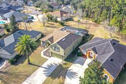 Picture of 14057 Devan Lee Drive W, Jacksonville, FL 32226