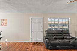 Picture of 1320 Moreland Drive Unit 20, Clearwater, FL 33764