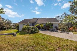 Picture of 2458 Whippoorwill Circle, Sarasota, FL 34231