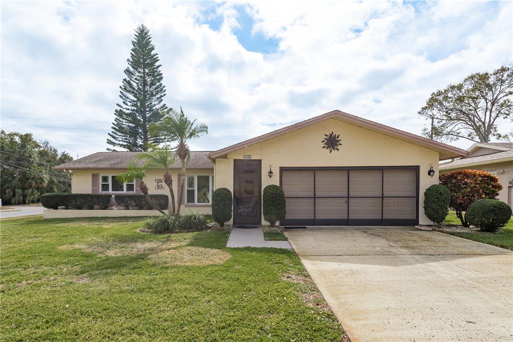 Picture of 102 Stafford Drive, Palm Harbor, FL 34684