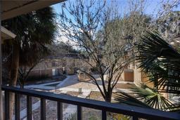 Picture of 507 NW 39Th Road Unit 202, Gainesville, FL 32607