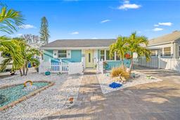 Picture of 421 77Th Avenue, St Pete Beach, FL 33706