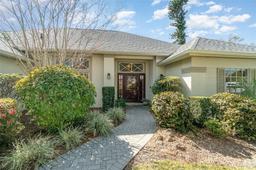 Picture of 1501 Edgewater Drive, Mount Dora, FL 32757