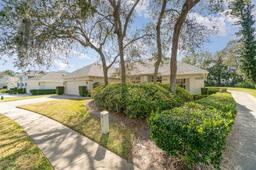 Picture of 1501 Edgewater Drive, Mount Dora, FL 32757