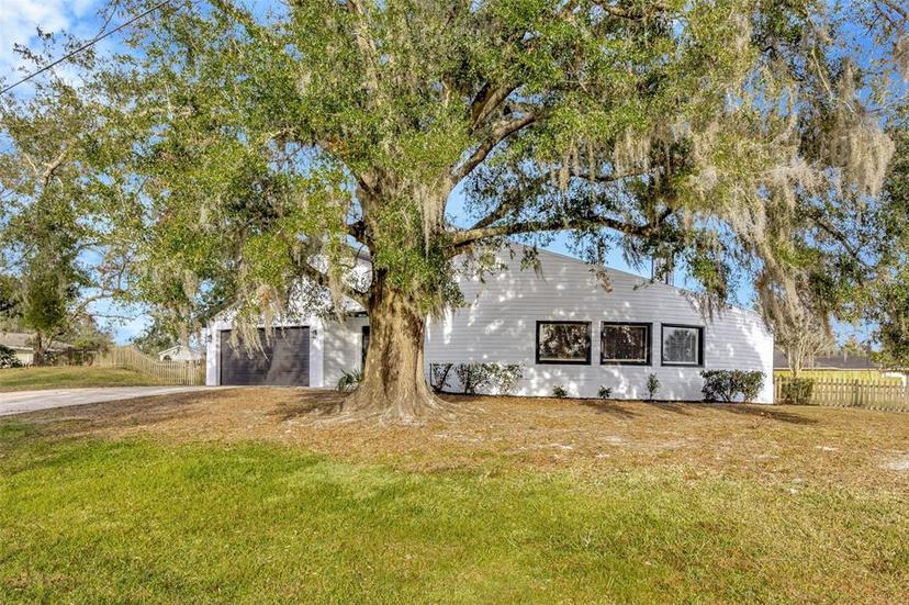 Picture of 5526 Southernview Drive, Zephyrhills FL 33541