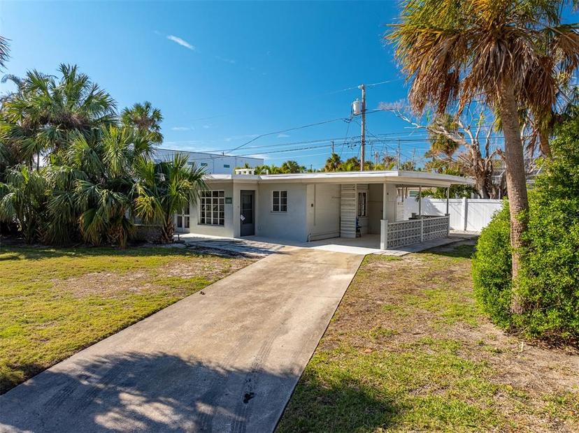 Picture of 812 Bohenia Circle N, Clearwater Beach FL 33767