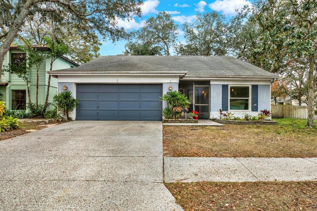 Picture of 2517 Wrencrest Circle, Valrico, FL 33596