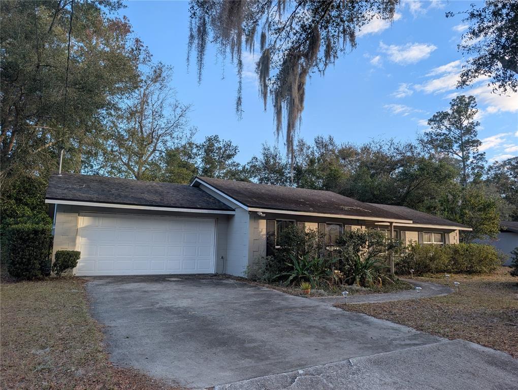 Picture of 3146 NW 46 Place, Gainesville, FL 32605