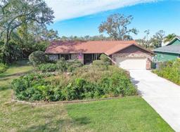 Picture of 10020 Kenda Drive, Riverview, FL 33578