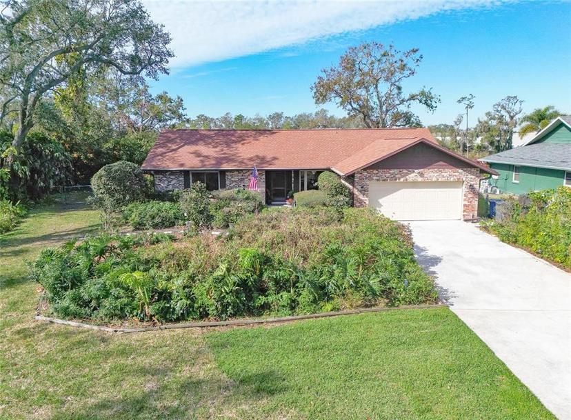 Picture of 10020 Kenda Drive, Riverview FL 33578