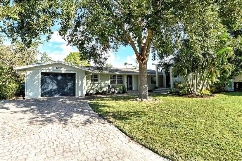 Picture of 1705 Shoreland Drive, Sarasota FL 34239