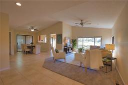 Picture of 4619 Forest Wood Trail Unit 7, Sarasota, FL 34241