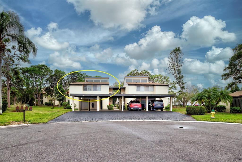 Picture of 647 White Pine Tree Road Unit 34, Venice, FL 34285