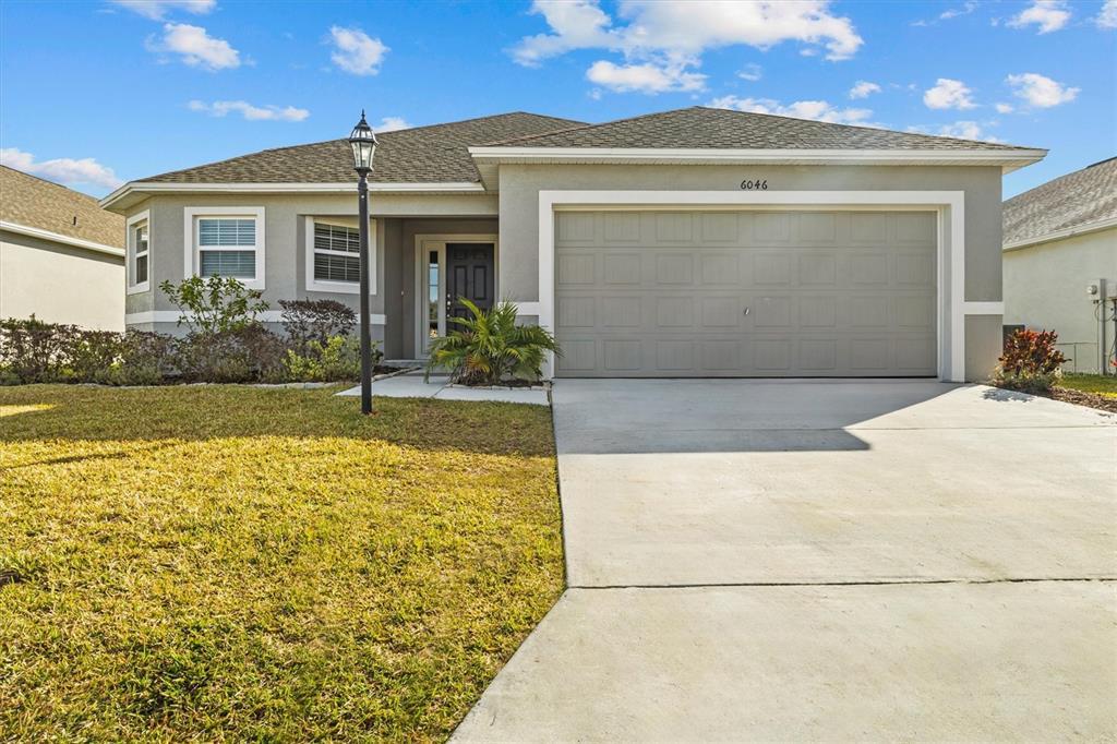 Picture of 6046 Eagle Pointe Drive, Lakeland, FL 33812