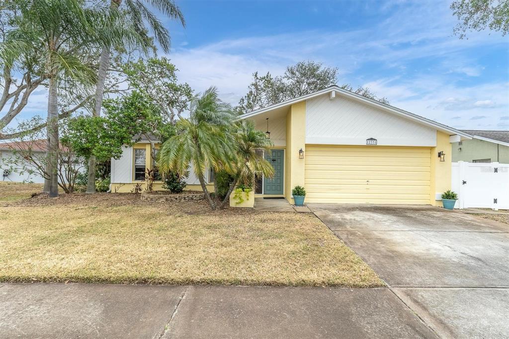 Picture of 12331 Wild Acres Road, Largo, FL 33773