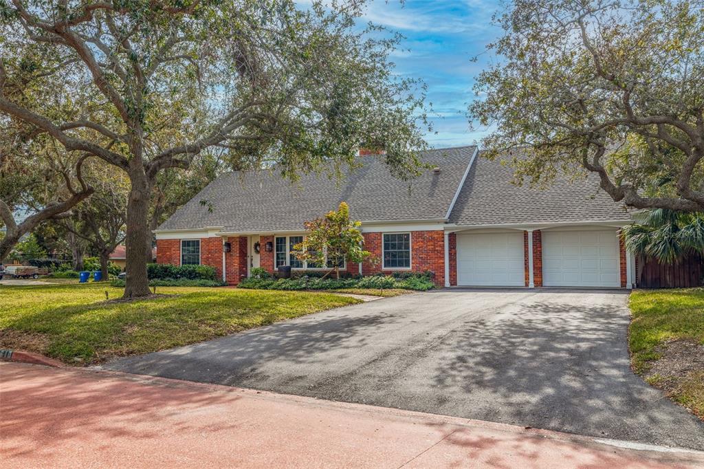 Picture of 1610 Serpentine Drive S, St Petersburg, FL 33712