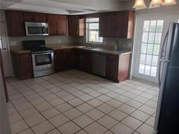 Picture of 2790 Avenue L Nw, Winter Haven, FL 33881