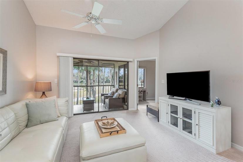 Picture of 1069 Country Club Drive Unit 622, Titusville FL 32780