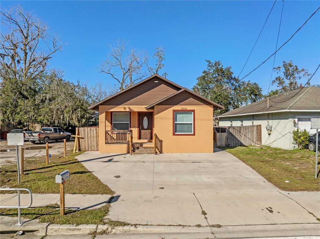 Picture of 806 E Laura Street, Plant City, FL 33563