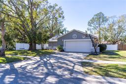 Picture of 14004 Cascade Lane, Tampa, FL 33618