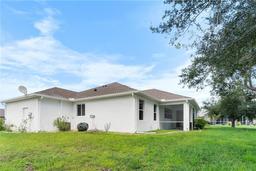 Picture of 12711 SW Pembroke Circle S, Lake Suzy, FL 34269