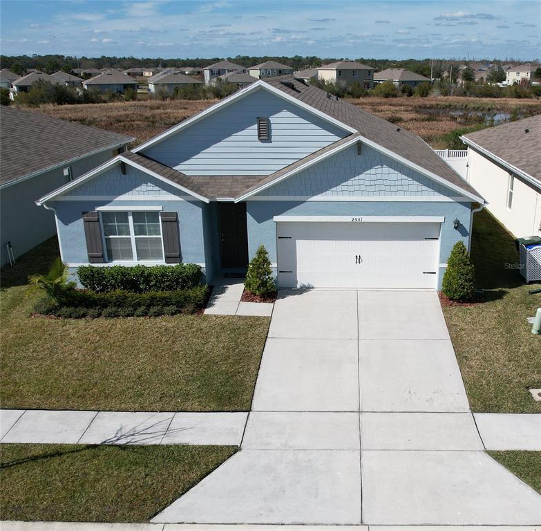 Picture of 2531 Ryland Falls Drive, Lakeland, FL 33811