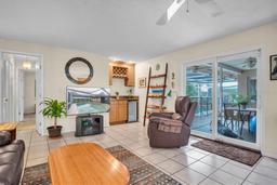 Picture of 14022 Passage Way, Seminole, FL 33776