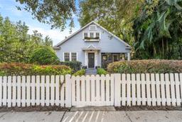 Picture of 810 E Central Boulevard, Orlando, FL 32801