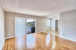 Picture of 13760 Orange Sunset Drive Unit 201, Tampa, FL 33618