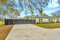 Picture of 8600 W Knights Griffin Road, Plant City, FL 33565