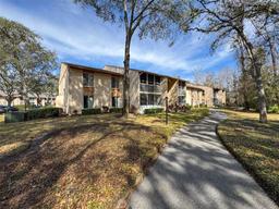 Picture of 12218 Fox Chase Drive Unit G2, Hudson, FL 34669