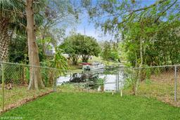 Picture of 35428 Crescent Drive, Fruitland Park, FL 34731